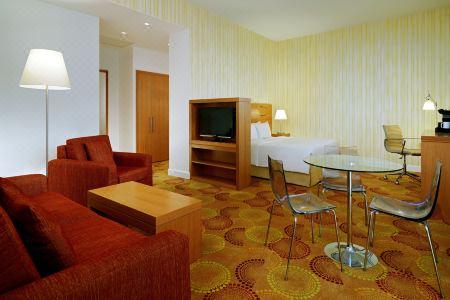 Courtyard by Marriott Budapest City Center - 2