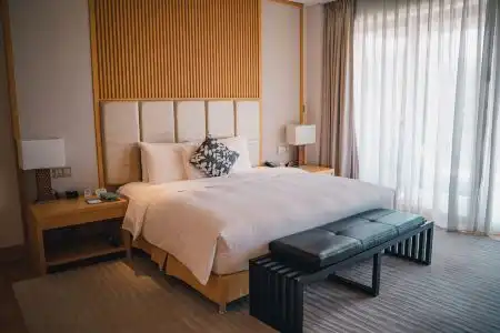 Sanya Yazhou Bay Resort, Curio Collection by Hilton - 14