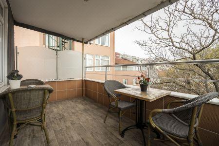 Cube Suites - 182