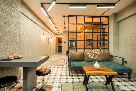 Cube Suites - 143