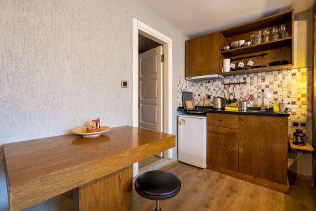 Cube Suites - 187