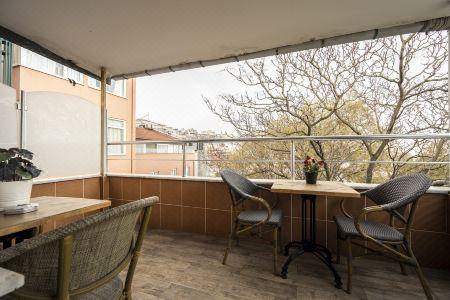 Cube Suites - 181