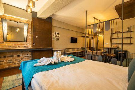 Cube Suites - 55