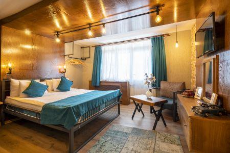 Cube Suites - 161