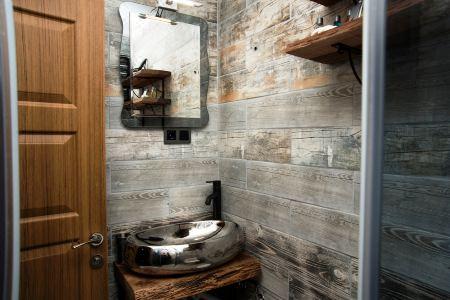 Cube Suites - 178