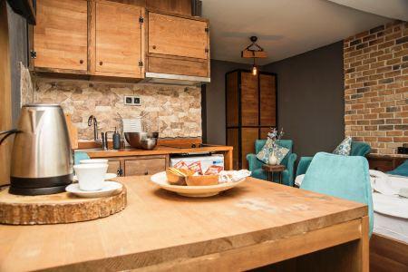 Cube Suites - 183