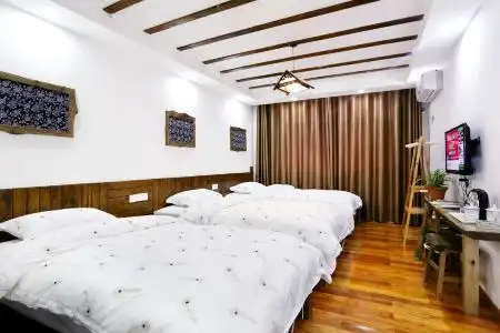 Zhangjiajie Xianglian Inn - 31