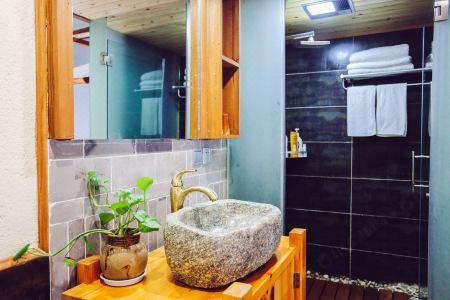 Cabin 7 Inn - 46
