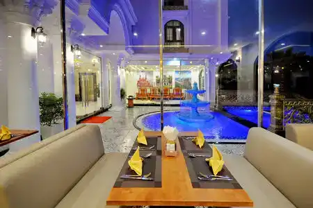 Crown Nguyen Hoang - 2