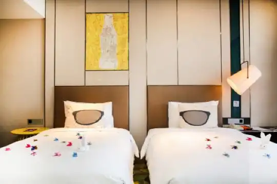 MiniMax Premier Shanghai Hongqiao - 76