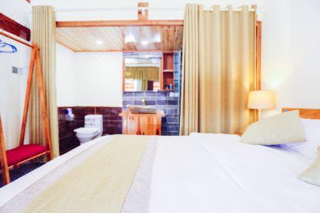 Cabin 7 Inn - 44