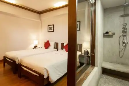 Night Bazaar Inn - 12
