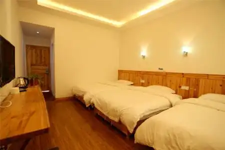 Longquan Inn - 89