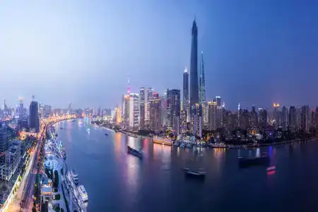 Artist on the Bund - 6
