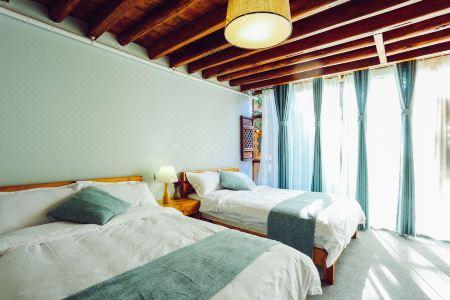 Cabin 7 Inn - 58