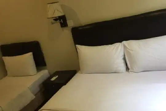 Hong - 14