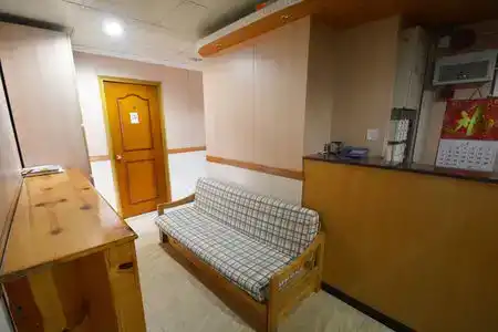 Tin Tin Guest House - 4