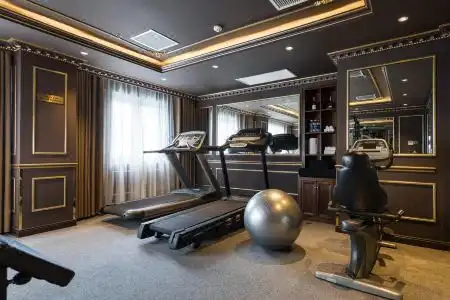 Monarque Danang - 5