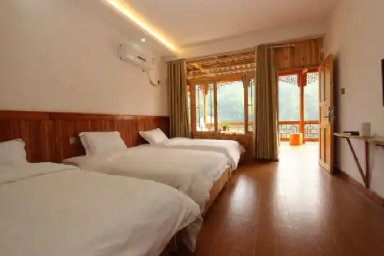 Longquan Inn - 79