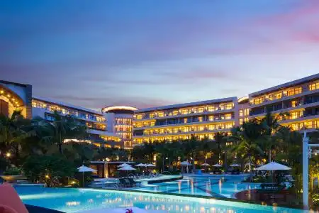 Sanya Yazhou Bay Resort, Curio Collection by Hilton - 1