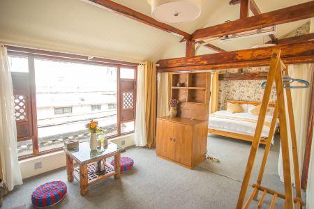 Cabin 7 Inn - 50
