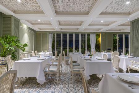 Au Lac Charner - 3