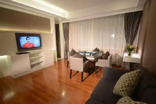 Dongguan Junyue - 63