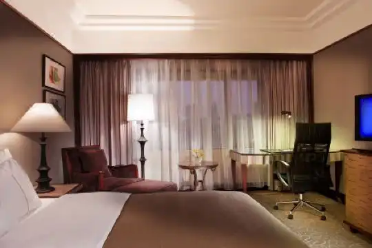 Yanyuan International - 31