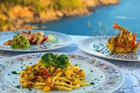Romantic & Restaurant Villa Cheta Elite - 9