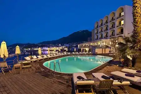 Regina Isabella-Resort Spa Restaurant - 1
