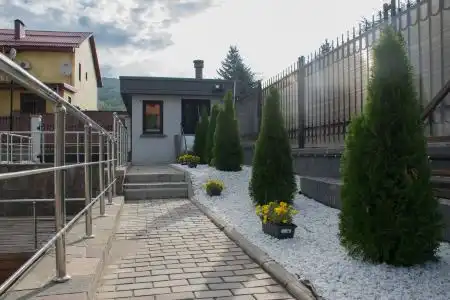 Irbis Inn - 3