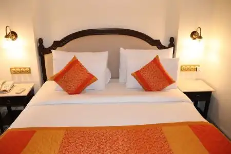 Nirbana Palace - A Heritage and Spa - 32