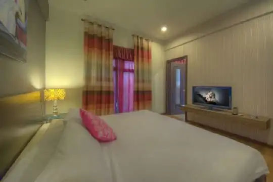 Arenaa Deluxe - 34