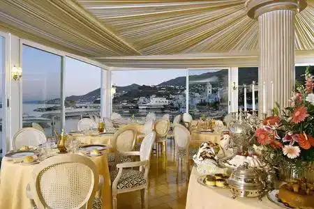 Regina Isabella-Resort Spa Restaurant - 2