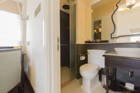 Rose Villa Saigon - 15