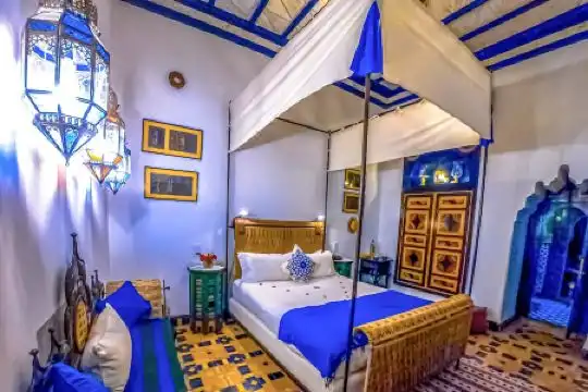 Riad Kaiss By Anika - 11