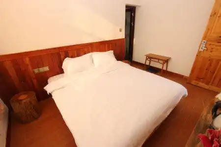 Longquan Inn - 52
