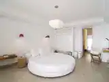 Premium Suite