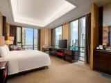 Executive Deluxe Queen Room