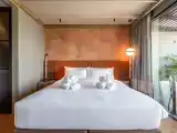 Sea Breeze Deluxe King Bed Room