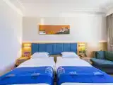 Sunshine Twin Room