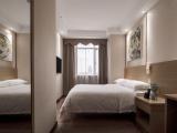 Elegant Exceptional Double Bed Room