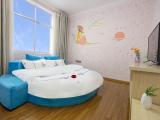 Romantic Round-bed Room