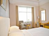 Business King Room