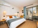 Simple Elegance Double Bed Room