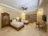 Deluxe Studio