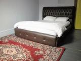 Standard Studio, Non Smoking, Shared Bathroom (Queen Room)