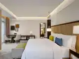 Grand Deluxe Corner King Room