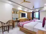 6 Bed Family Room