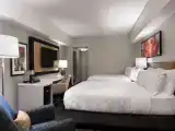 Com Mobile Acc Premium 2 Queen Room with Roll Showe